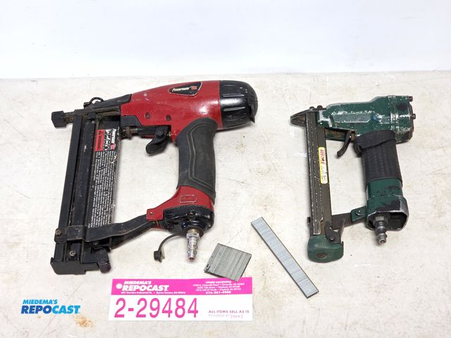 Lot 2-29484 - air staplers / nail gun