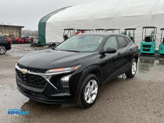 Lot 2-91672 - 2025 Chevrolet Trax LS SUV FWD