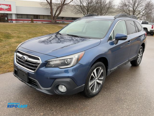 Lot 2-43514 - 2019 Subaru Outback 3.6R SUV AWD