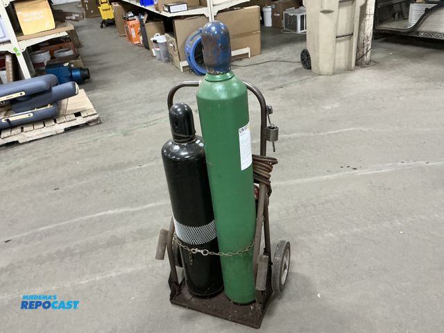 Lot 2-73502 - Double Oxygen Tank Cart with Tanks, Gauges, and Goggles