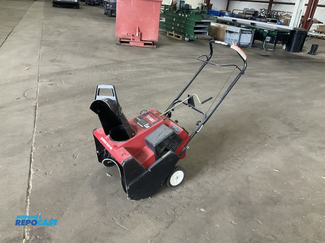 Lot 2-43448 - Toro CCR 2500E GTS Single Stage Snow Blower