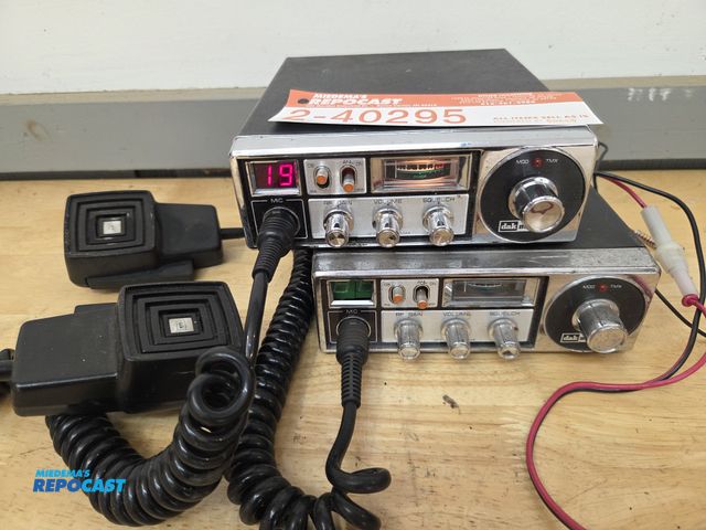 Lot 2-40295 - lot of 2 CB radios, both powered up when tested.  DAC Mark IV.