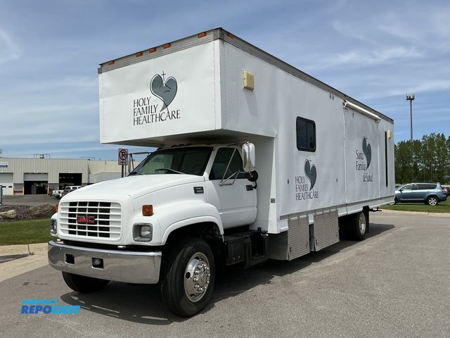 Lot 2-43647 - 1998 GMC C-SERIES Mobile Medical Unit