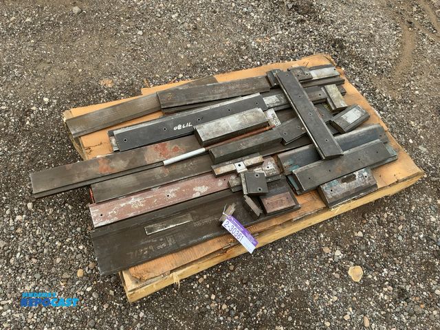 Lot 2-30361 - Skid of Assorted Tooling for Press Brake, longest piece is 40"
