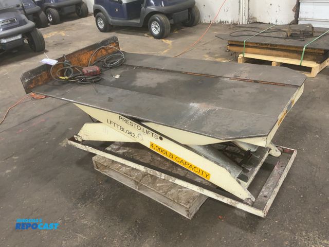 Lot 2-30967 - Presto Lifts 4,000 lb Capacity Lift Table, 460 volt 3 phase, 35"x64" table, corded control, Works
