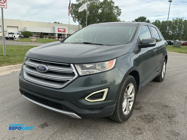 Lot 2-75200 - 2015 Ford Edge SEL Wagon AWD