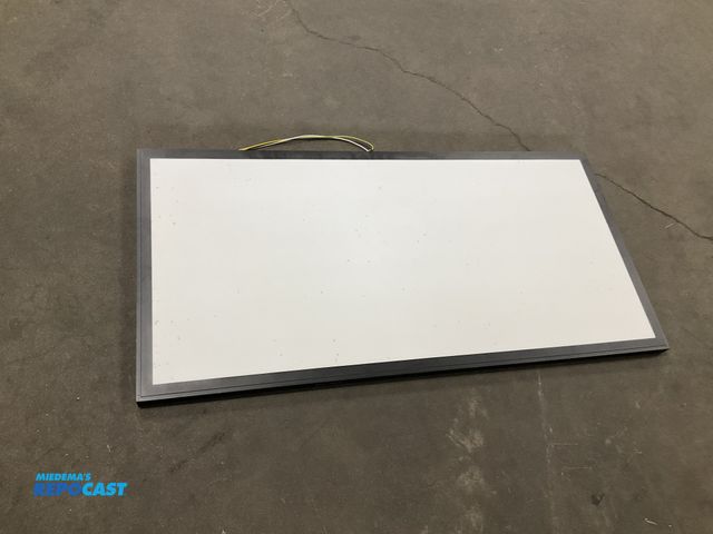Lot 2-33066 - Intertek 2' x 4' White 120V-277V LED Backlit Flat Panel Light #3488310