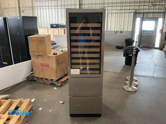 Lot 2-11521 - Scratch & Dent Vinotemp EL-BWC108-SSL 108-Bottle and 100-Can Dual-Zone Beverage Cooler