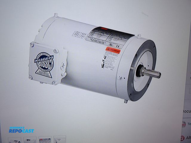 Lot 2-53260 - new Dayton washdown motor - 3-phase, 1-12/2" hp 3505, 230/460 C=V ac, 56C frame, c-face, drain plug ...