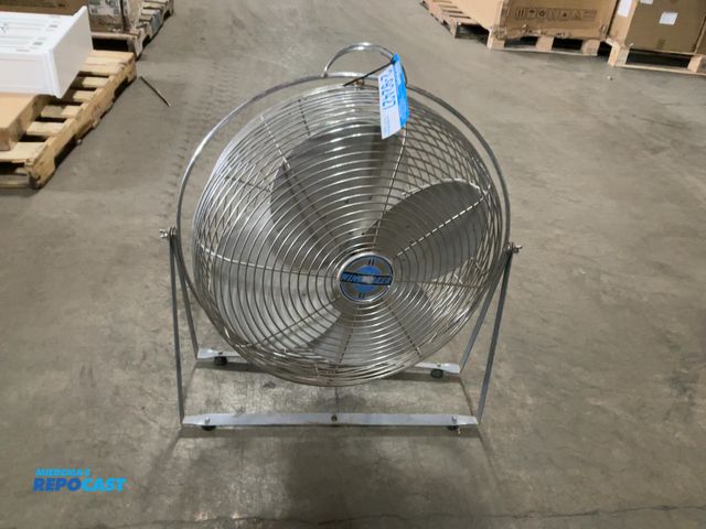 Lot 2-92427 - 1 Phil Rich Windmaker fan Metal Ground fan