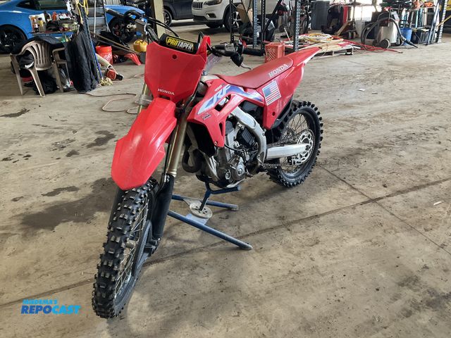 Lot 2-32928 - 2023 Honda CRF 450 Dirt Bike