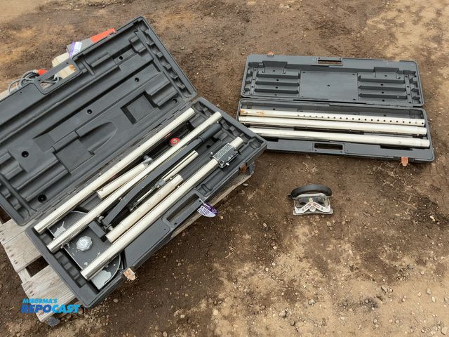 Lot 2-33381 - Crain Carpet Stretcher with Storage Cases and Golden Touch Carpet Trimmer