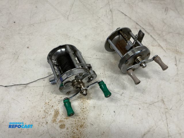 Lot 2-69025 - (2) casting reels, one is from the brand JC Higgins and the other one us from Pflueger