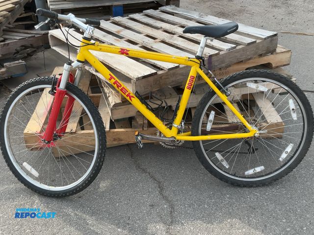 Lot 2-35574 - Treck aluminum zx series 8000 bike