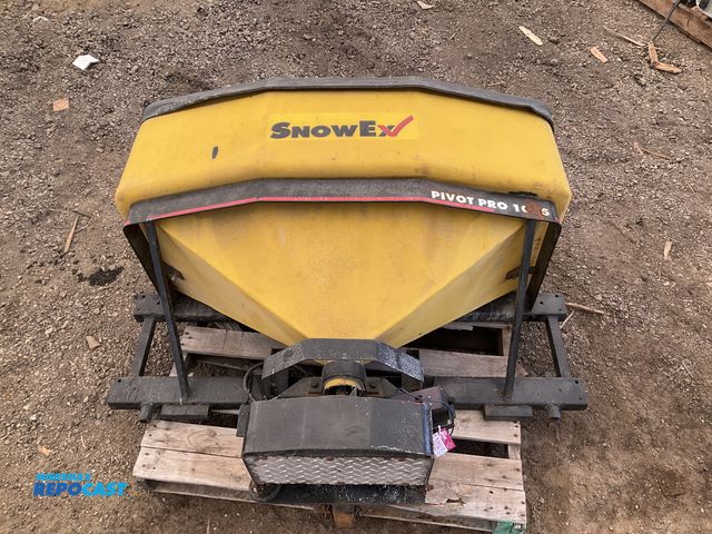 Lot 2-24139 - SnowEx SP-1075x-1 Tailgate Spreader 10.75 Cu. Ft.