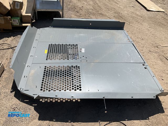 Lot 2-62724 - Van Cargo Partition Wall