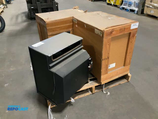 Lot 2-39534 - Lot of (3) New Stepwell bus heaters, 90,000 btu, 12 VDC