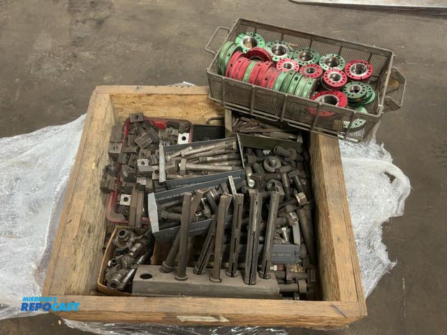 Lot 2-21427 - Pallet of Hold-Down Studs from 5/8" to 1" with T-Nuts and Regular Nuts, Go and No-Go Special Thread ...