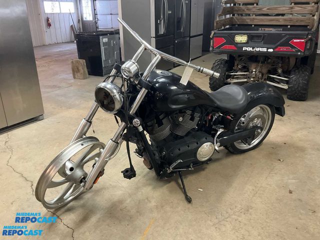 Lot 2-60722 - 2005 VICTORY VEGAS Motorcycle