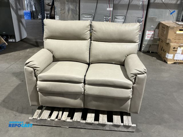 Lot 2-77442 - Pair of Matching RV Recliners- Manual- Each is 26”x29”x36”