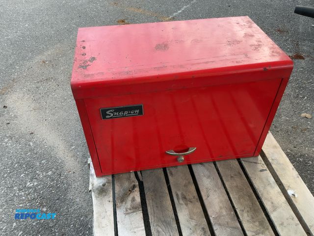 Lot 2-95981 - Snap-On Toolbox.