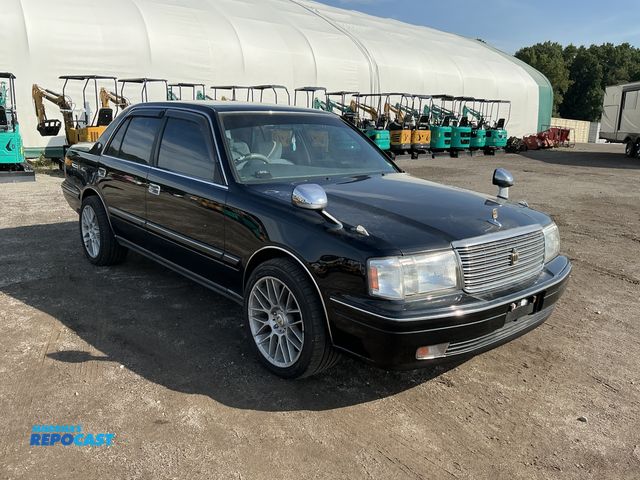 Lot 2-31175 - 1997 Toyota Crown Royal Saloon Sedan
