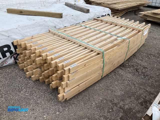 Lot 2-61965 - 98-1/4X4-7/16X2-1/2" Bow Truss