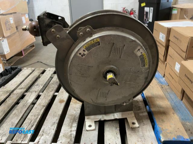 Lot 2-27647 - hannay hose reel M416-23-24-10.5G TR oxygen/acetylene hose reel