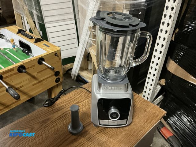 Lot 2-96561 - Gourmia GPB3125 120V Blender