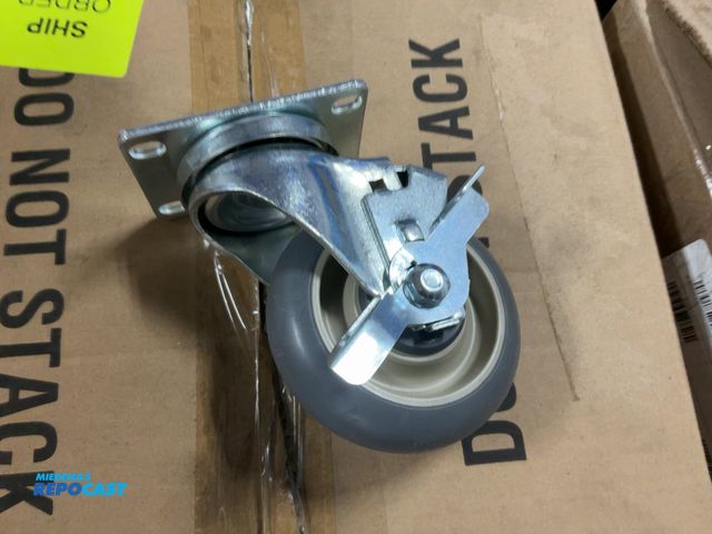 Lot 2-22072 - (16) New 4"x1.25" Round Tread Rubber Swivel Casters with Brake, 2.5"x3.75" top plate, 300 lbs capaci...
