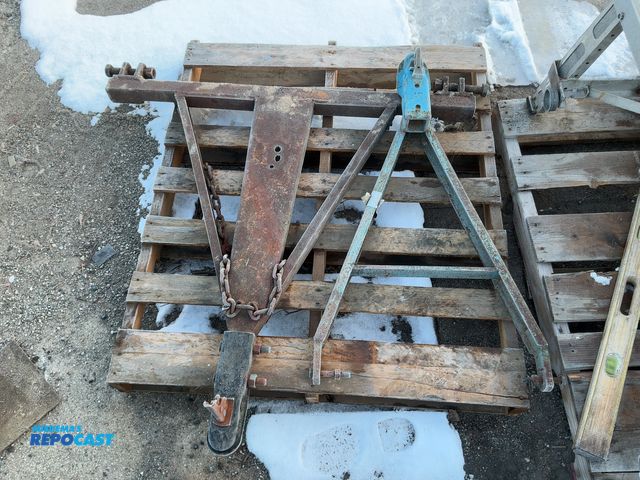 Lot 2-19369 - Lot of (2) Trailer Hitches Rusty the Blue one is Smaller