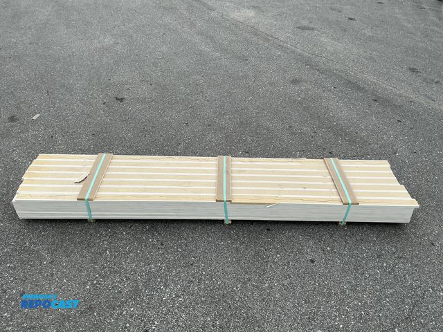 Lot 2-74058 - 70pcs New Adorn Laminated Trim - approx. 9’ x 3” x .75”