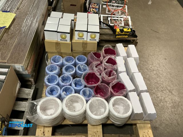 Lot 2-99665 - Skid lot of misc. home decor: (8) boxes of Room Essentials Bud Vases, (4) white large ceramic plante...
