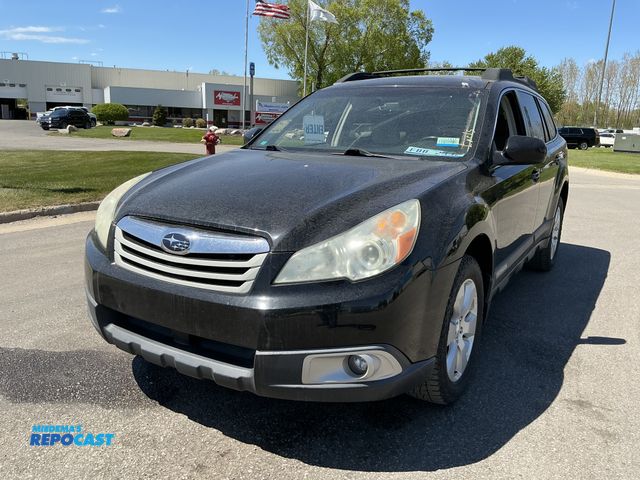 Lot 2-39618 - 2010 Subaru Outback Wagon AWD