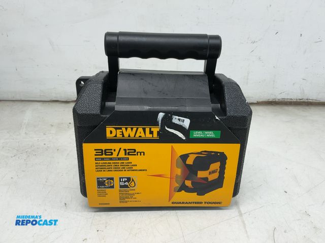 Lot 2-11466 - DeWalt DW08802 36 ft. Red Self-Leveling Cross Line Laser Level with Case
