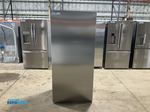 Lot 2-91198 - Scratch & Dent Free Standing Frigidaire Professional FPRU19F8WFC Refrigerator