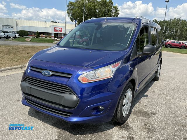 Lot 2-63995 - 2017 Ford Transit Connect XLT Other FWD