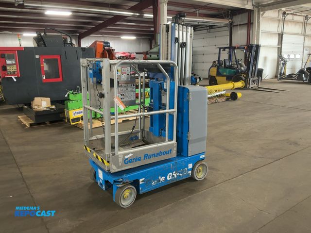 Lot 2-40368 - 2021 Genie GR-20 Runabout Vertical Mast Lift