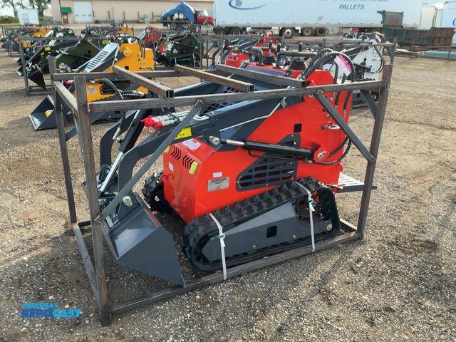 Lot 2-21630 - 2026 ZJG ZJ-380 Mini Skid Steer Loader