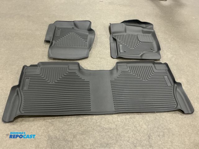 Lot 2-91089 - Husky X-ACT Contour Liners Car Floor Mats