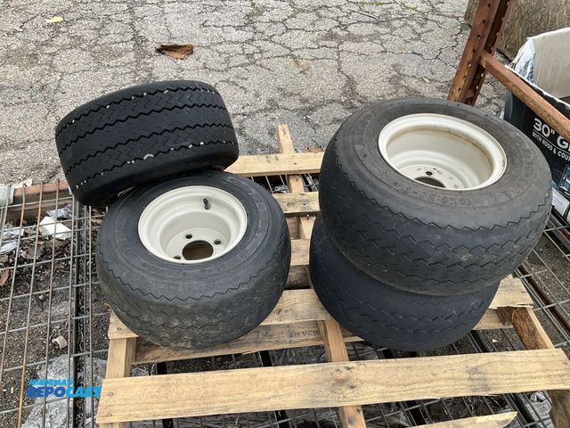 Lot 2-36786 - Skid lot of (4) golf cart tires 18x8.50-8 and 18.5x8.5-8 including: (1) Carlisle USA trail, (3) kend...
