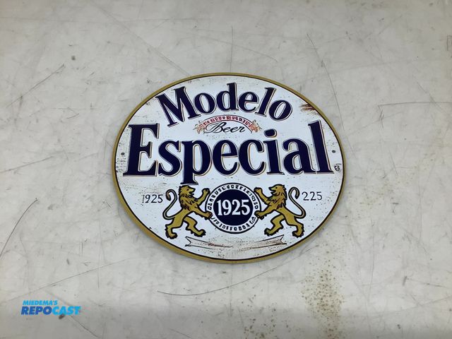 Lot 2-74498 - 7.75” Diameter Circular Metal “Modelo Especial” Sign with Pre-Drilled Holes for Hanging