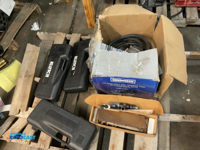 Lot 2-18501 - Lot of miscellaneous items including LCN door closer, Ingersoll Rand 7803R oil daily, Rouchneck 12V ...