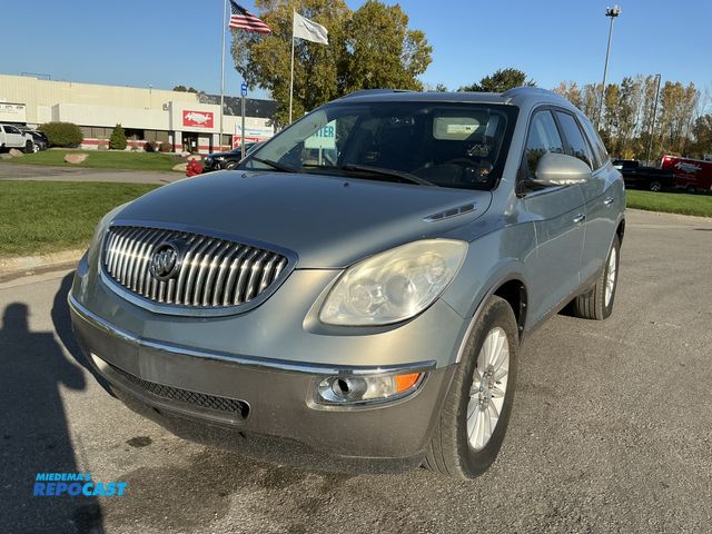 Lot 2-67240 - 2008 Buick Enclave CXL SUV FWD