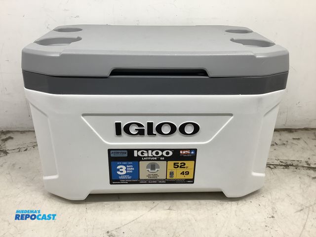 Lot 2-19795 - Igloo Latitude 49L Cooler