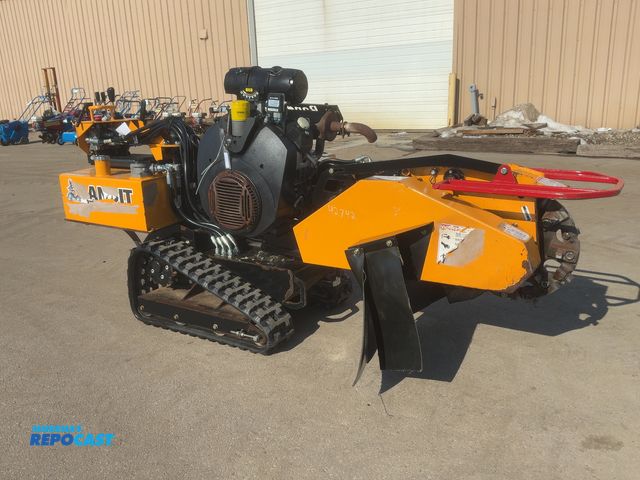 Lot 2-33420 - Bandit SG-40 Stump Grinder