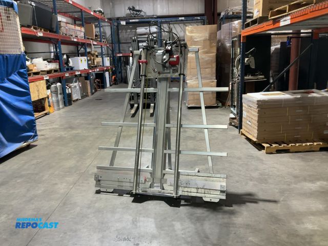 Lot 2-99782 - Milwaukee Heavy duty Panel Saw