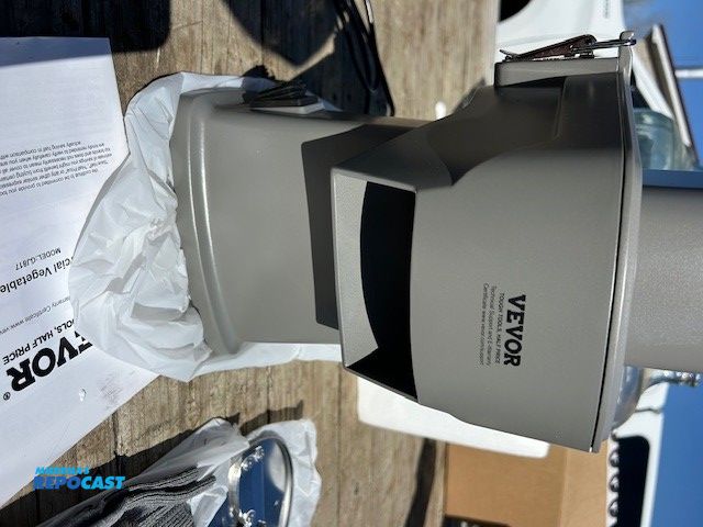 Lot 2-tbd - Commercial Vegetable Slicer – 4 in 1 Food Cutter: dice, julienne, slice, shred. Adjustable thickness...