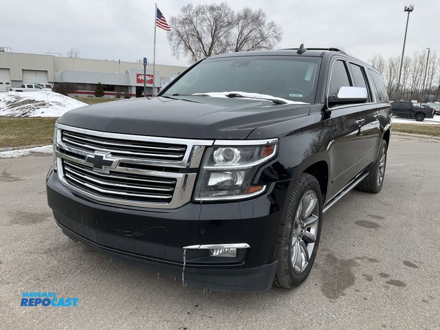 Lot 2-15615 - 2015 Chevrolet Suburban LTZ 1500 4WD SUV 4x4