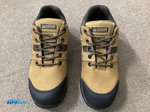 Lot 2-91298 - New KODIAK TRAIL Work Boot. Composite safety toe, electrical hazard, waterproof, slip resistant, met...